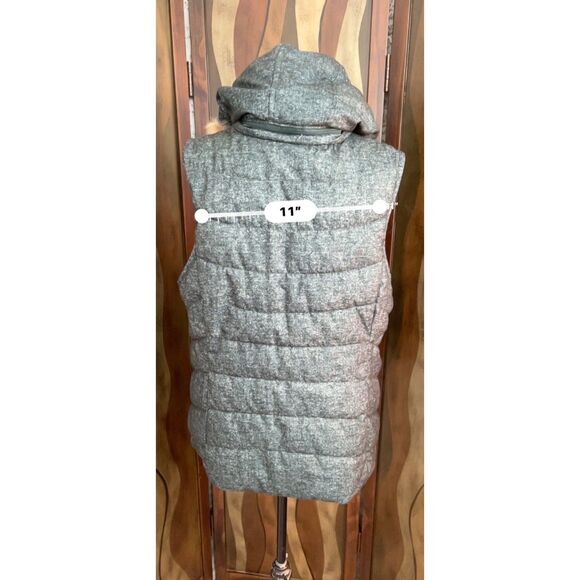 GreenTea green quilted puffer vest with fleece lining. Size XL. - Picture 7 of 11
